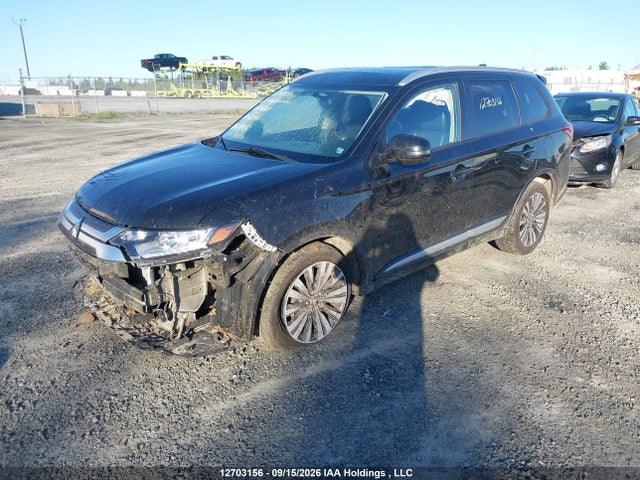 JA4AZ2A38LZ614562 Mitsubishi Outlander Es