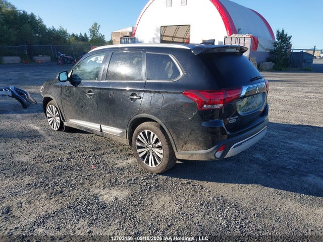 JA4AZ2A38LZ614562 Mitsubishi Outlander Es