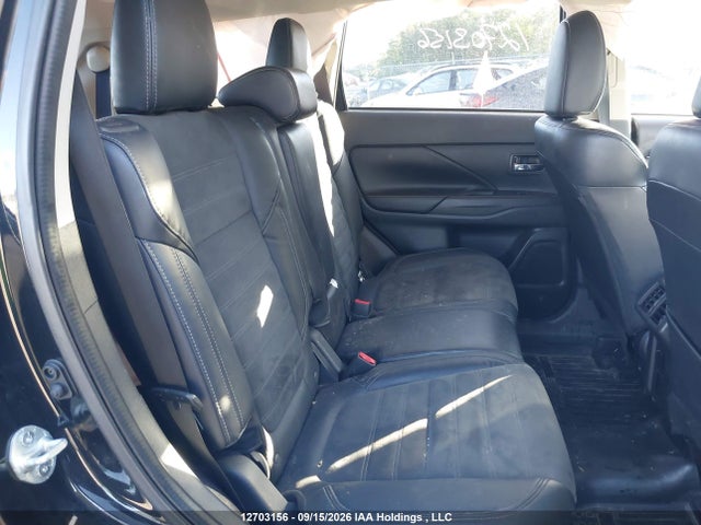 JA4AZ2A38LZ614562 Mitsubishi Outlander Es