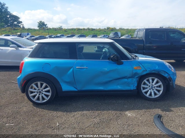 Mini 3 Door Cooper 2018 WMWXP5C56J3C65634 Image 13