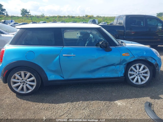 Mini 3 Door Cooper 2018 WMWXP5C56J3C65634 Image 6
