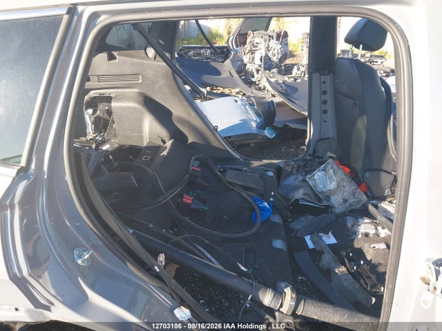 Продаж на аукціоні авто 2025 Honda Cr-v Touring Hybrid, vin: 2HKRS6H99SH213767, номер лоту: 12703186