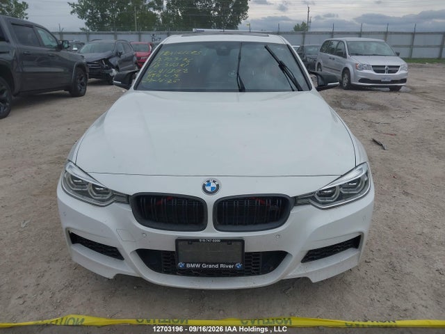 WBA8B7C5XJA411802 BMW 340 XI