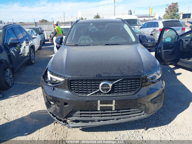 Aukcja sprzedaży 2024 Volvo Xc40 B5 Plus Dark Theme, vin: YV4L12UL4R2232190, numer aukcji: 12703199