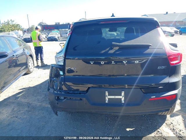 Aukcja sprzedaży 2024 Volvo Xc40 B5 Plus Dark Theme, vin: YV4L12UL4R2232190, numer aukcji: 12703199