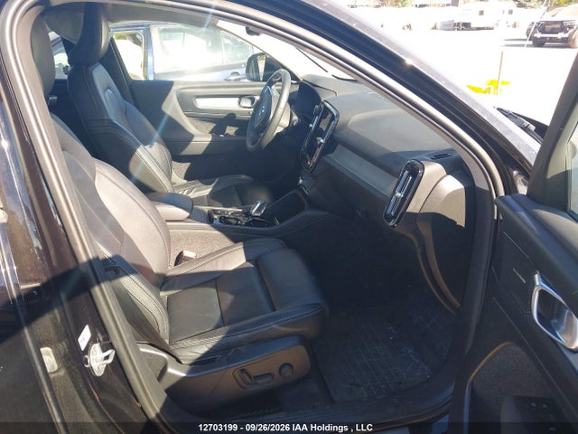 Aukcja sprzedaży 2024 Volvo Xc40 B5 Plus Dark Theme, vin: YV4L12UL4R2232190, numer aukcji: 12703199