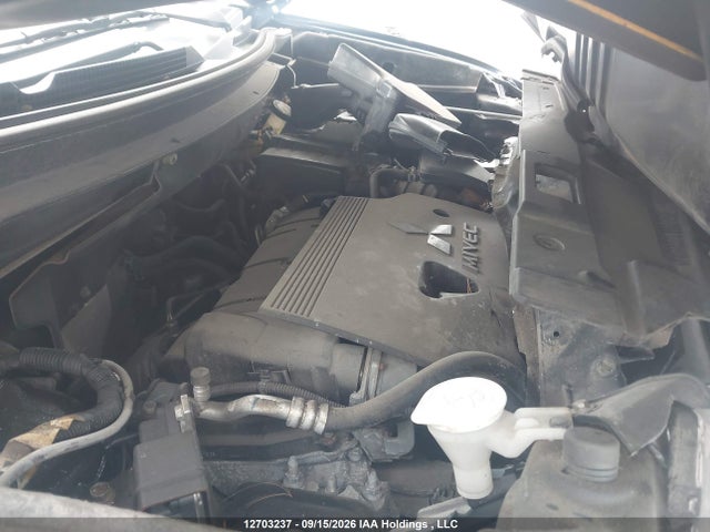 Mitsubishi Outlander Es 2018 JA4AZ2A32JJ600796 Image 10