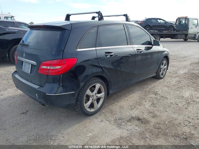 Продаж на аукціоні авто 2013 Mercedes-benz B250, vin: WDDMH4EB6DJ174494, номер лоту: 12703239