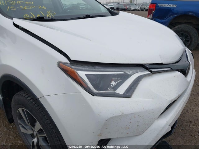Aukcja sprzedaży 2018 Toyota Rav4 Le, vin: 2T3ZFREV1JW520607, numer aukcji: 12703250