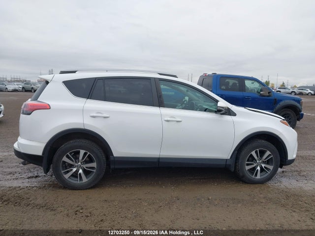 Aukcja sprzedaży 2018 Toyota Rav4 Le, vin: 2T3ZFREV1JW520607, numer aukcji: 12703250