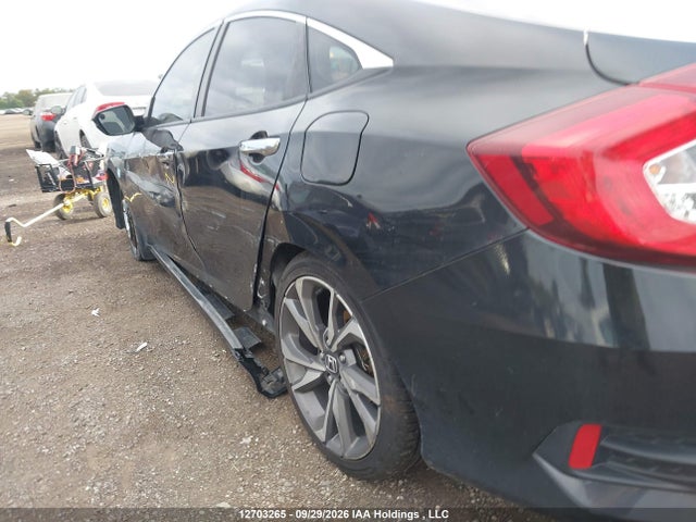 Honda Civic Touring 2020 2HGFC1F91LH101160 Image 17