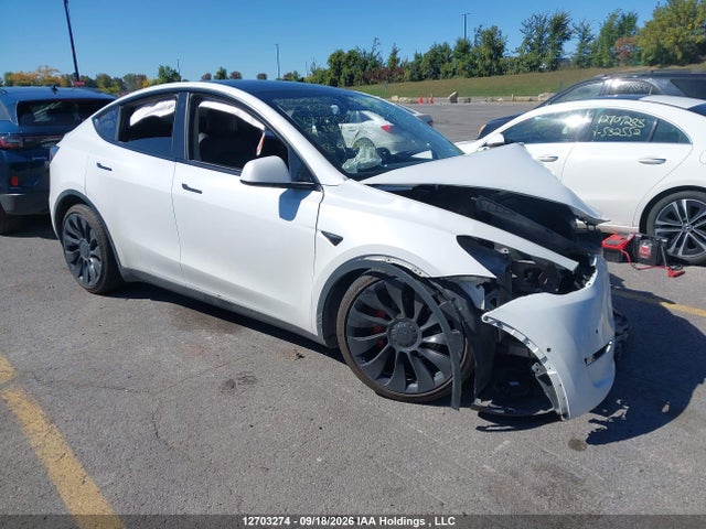 Tesla Model Y Performance 2022 7SAYGDEF2NF378707 zdjęcie główne