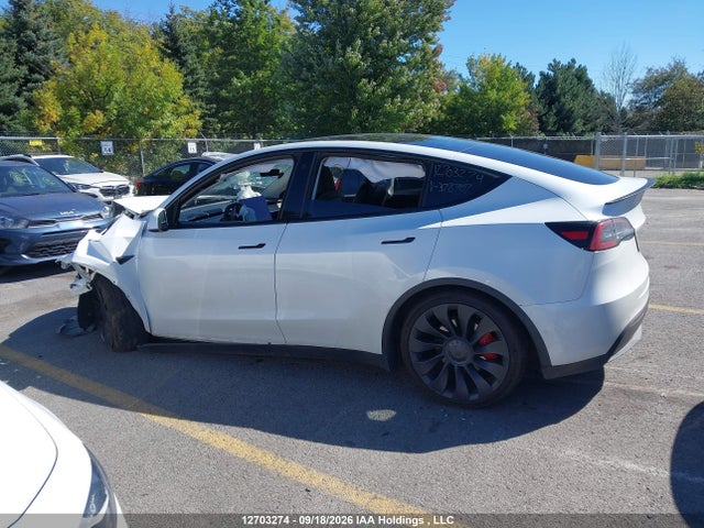 Tesla Model Y Performance 2022 7SAYGDEF2NF378707 Image 14