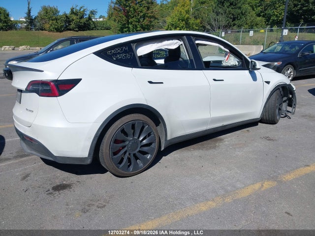 Tesla Model Y Performance 2022 7SAYGDEF2NF378707 Image 4