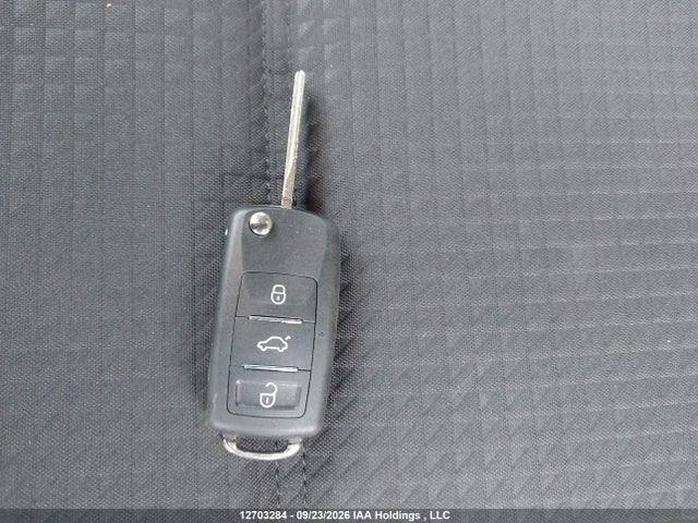 12703284 :رقم المزاد ، 3VW267AJ4GM256864 vin ، 2016 Volkswagen Jetta 1.4 Tsi Trendline/1.4 Tsi Trendline+ مزاد بيع
