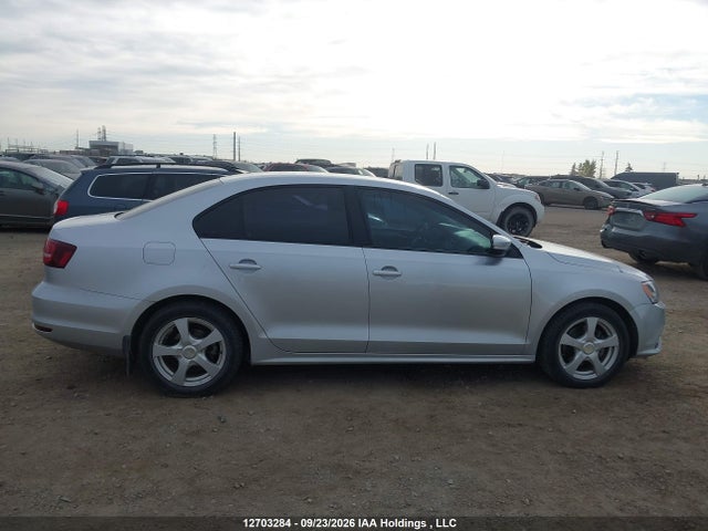 12703284 :رقم المزاد ، 3VW267AJ4GM256864 vin ، 2016 Volkswagen Jetta 1.4 Tsi Trendline/1.4 Tsi Trendline+ مزاد بيع