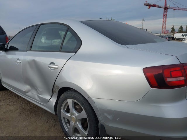 12703284 :رقم المزاد ، 3VW267AJ4GM256864 vin ، 2016 Volkswagen Jetta 1.4 Tsi Trendline/1.4 Tsi Trendline+ مزاد بيع