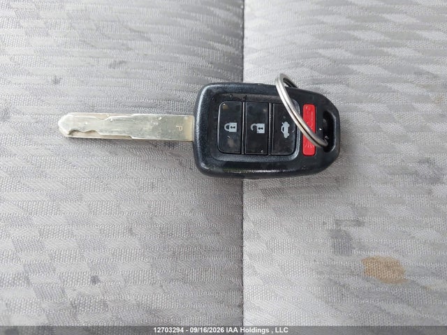 Продажа на аукционе авто 2015 Honda Civic Lx, vin: 2HGFB2F48FH015085, номер лота: 12703294