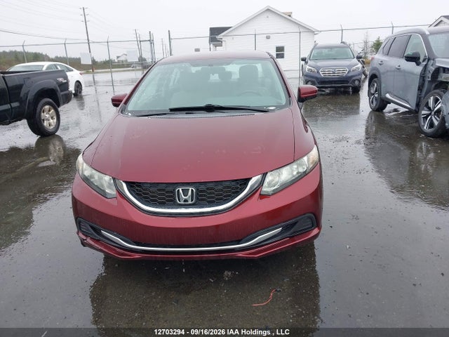 Продажа на аукционе авто 2015 Honda Civic Lx, vin: 2HGFB2F48FH015085, номер лота: 12703294