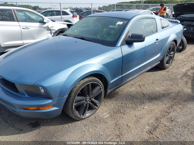 2005 Ford Mustang V6 მანქანა იყიდება აუქციონზე, vin: 1ZVFT80N255110986, აუქციონის ნომერი: 12703299