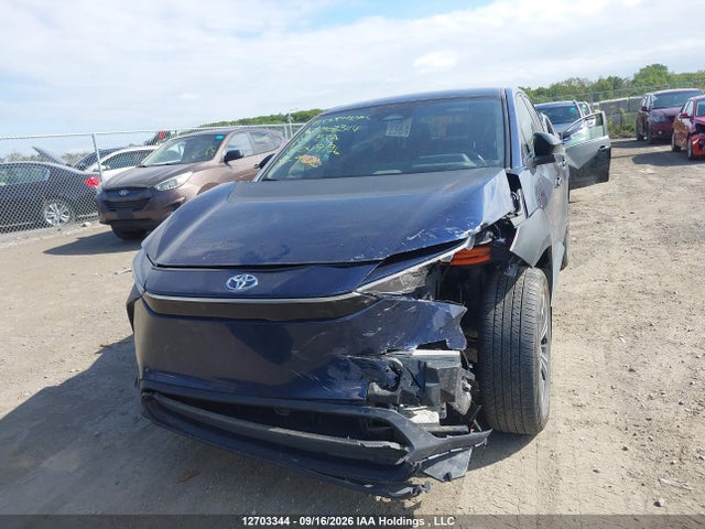 2024 Toyota Bz4x Le მანქანა იყიდება აუქციონზე, vin: JTMAAAAA4RA047196, აუქციონის ნომერი: 12703344