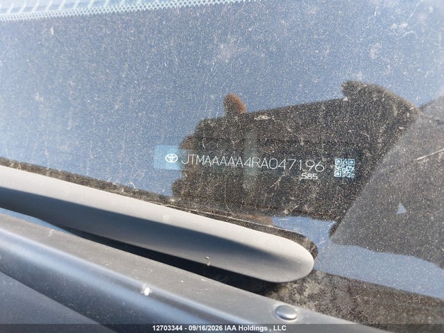 2024 Toyota Bz4x Le მანქანა იყიდება აუქციონზე, vin: JTMAAAAA4RA047196, აუქციონის ნომერი: 12703344