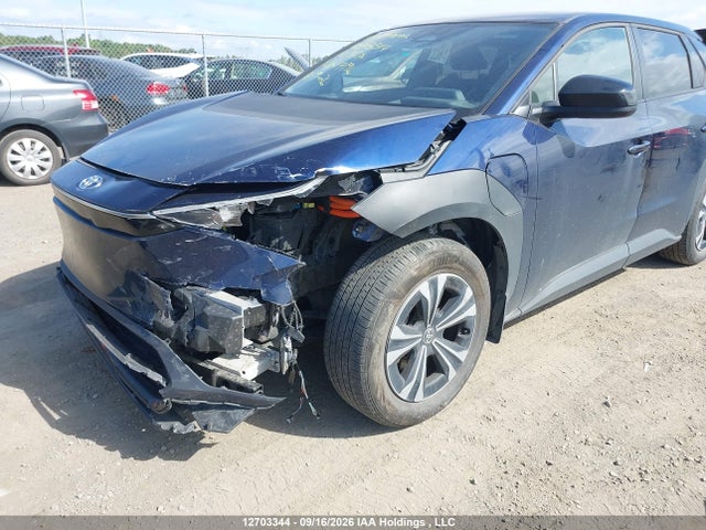 2024 Toyota Bz4x Le მანქანა იყიდება აუქციონზე, vin: JTMAAAAA4RA047196, აუქციონის ნომერი: 12703344
