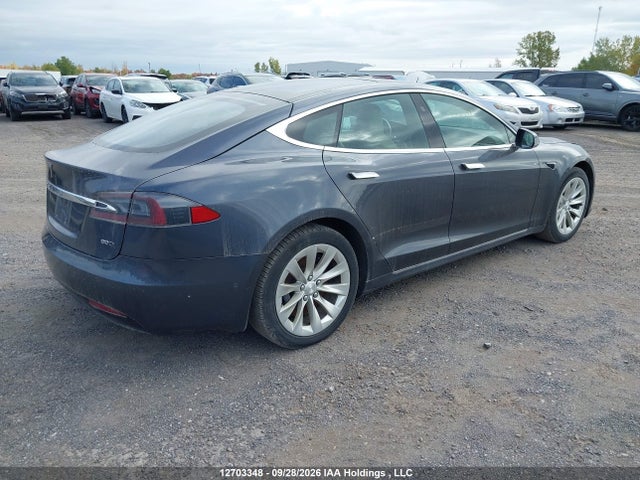 Tesla MODEL S 2016 5YJSA1E24GF164949 Image 4