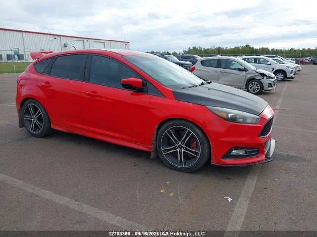 2016 Ford Focus St St მანქანა იყიდება აუქციონზე, vin: 1FADP3L95GL265021, აუქციონის ნომერი: 12703366