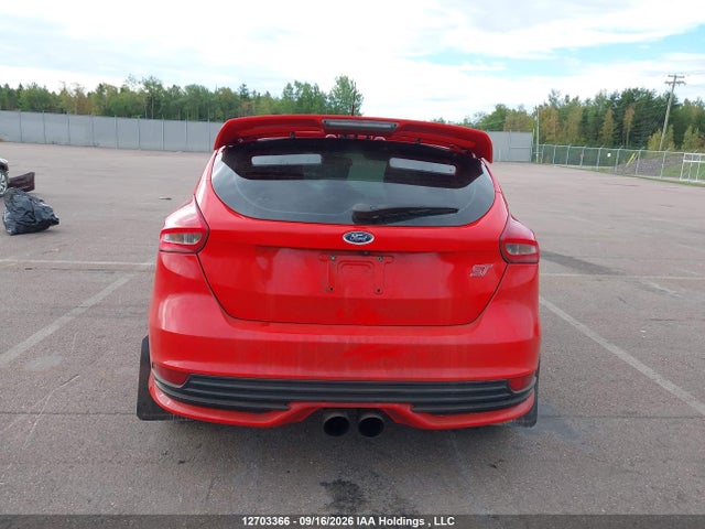 12703366 :رقم المزاد ، 1FADP3L95GL265021 vin ، 2016 Ford Focus St St مزاد بيع