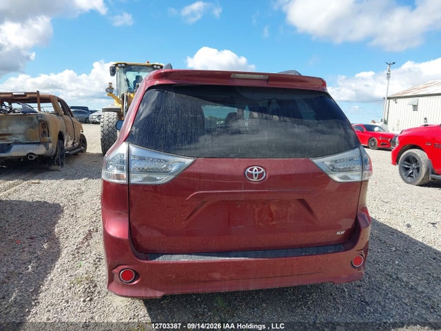 Продаж на аукціоні авто 2017 Toyota Sienna Se 8 Passenger, vin: 5TDXZ3DC9HS871076, номер лоту: 12703387