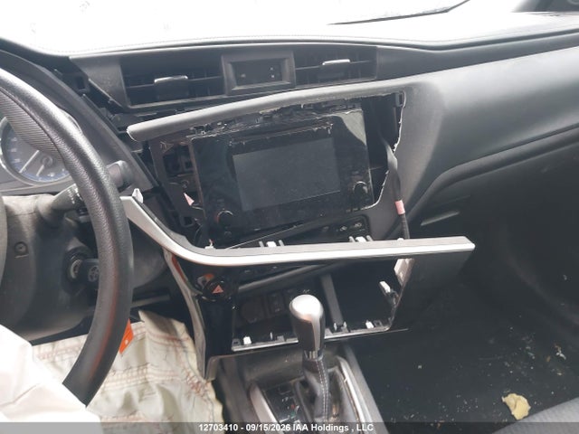 Продажа на аукционе авто 2018 Toyota Corolla Le, vin: 2T1BURHE0JC091053, номер лота: 12703410
