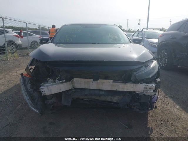 Honda Civic Touring 2018 2HGFC1F9XJH103759 Image 13