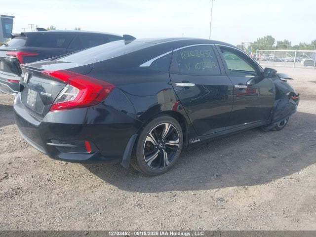 Honda Civic Touring 2018 2HGFC1F9XJH103759 Image 4