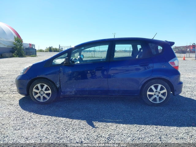2011 Honda Fit Sport მანქანა იყიდება აუქციონზე, vin: JHMGE8H53BC801438, აუქციონის ნომერი: 12703506