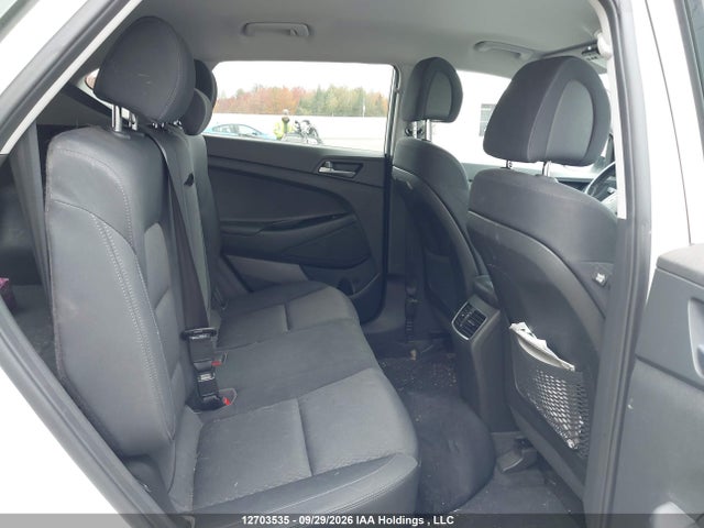 Hyundai Tucson Premium 2017 KM8J3CA40HU282753 Image 8