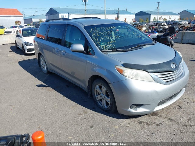 2016 Toyota Sienna Le მანქანა იყიდება აუქციონზე, vin: 5TDKK3DC6GS698937, აუქციონის ნომერი: 12703551