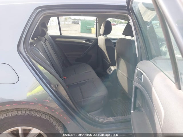 12703578 :رقم المزاد ، 3VW217AU1GM042147 vin ، 2016 Volkswagen Golf 1.8 Tsi Comfortline/1.8 Tsi Highline/1.8 Tsi Trendline مزاد بيع