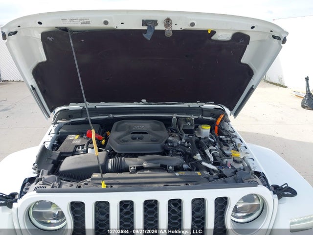 12703584 :رقم المزاد ، 1C4JJXP60NW147203 vin ، 2022 Jeep Wrangler Unlimited Sahara 4xe مزاد بيع
