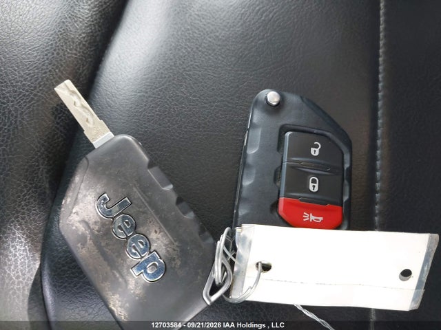 12703584 :رقم المزاد ، 1C4JJXP60NW147203 vin ، 2022 Jeep Wrangler Unlimited Sahara 4xe مزاد بيع