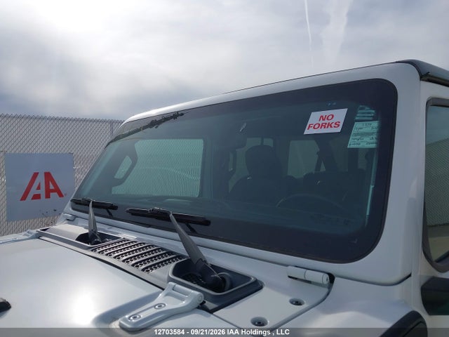 12703584 :رقم المزاد ، 1C4JJXP60NW147203 vin ، 2022 Jeep Wrangler Unlimited Sahara 4xe مزاد بيع