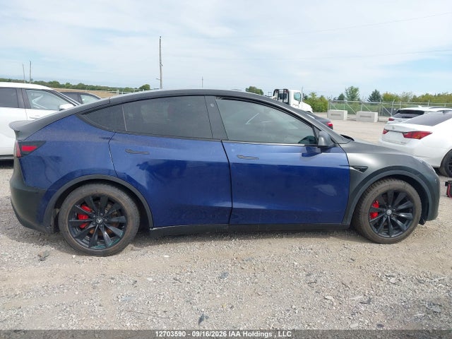 2021 Tesla Model Y Performance მანქანა იყიდება აუქციონზე, vin: 5YJYGDEF0MF194989, აუქციონის ნომერი: 12703590