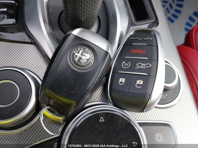 12703593 :رقم المزاد ، ZASPAKBN7N7D31132 vin ، 2022 Alfa Romeo Stelvio Ti/ti Sport مزاد بيع