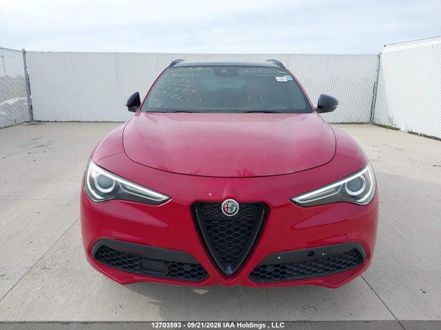 12703593 :رقم المزاد ، ZASPAKBN7N7D31132 vin ، 2022 Alfa Romeo Stelvio Ti/ti Sport مزاد بيع
