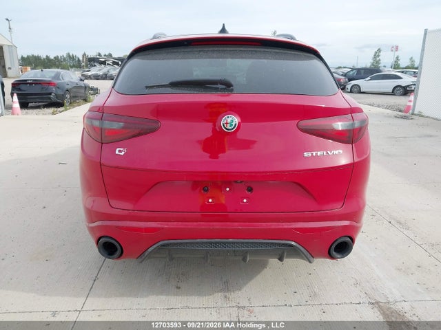 12703593 :رقم المزاد ، ZASPAKBN7N7D31132 vin ، 2022 Alfa Romeo Stelvio Ti/ti Sport مزاد بيع