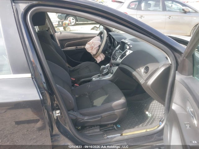 12703633 :رقم المزاد ، 1G1PE5SB8G7116472 vin ، 2016 Chevrolet Cruze Limited 1lt مزاد بيع