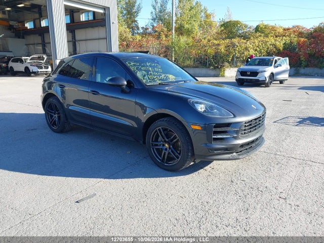 Auction sale of the 2020 Porsche Macan S, vin: WP1AB2A52LLB33171, lot number: 12703655