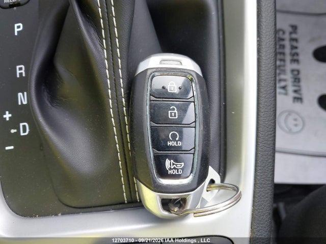 12703710 :رقم المزاد ، KMHRC8A37NU158580 vin ، 2022 Hyundai Venue Sel/limited مزاد بيع