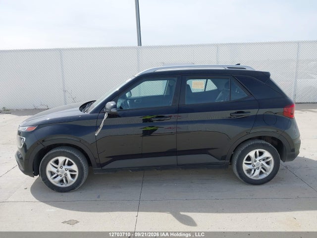 12703710 :رقم المزاد ، KMHRC8A37NU158580 vin ، 2022 Hyundai Venue Sel/limited مزاد بيع