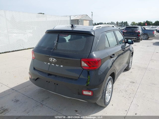 12703710 :رقم المزاد ، KMHRC8A37NU158580 vin ، 2022 Hyundai Venue Sel/limited مزاد بيع